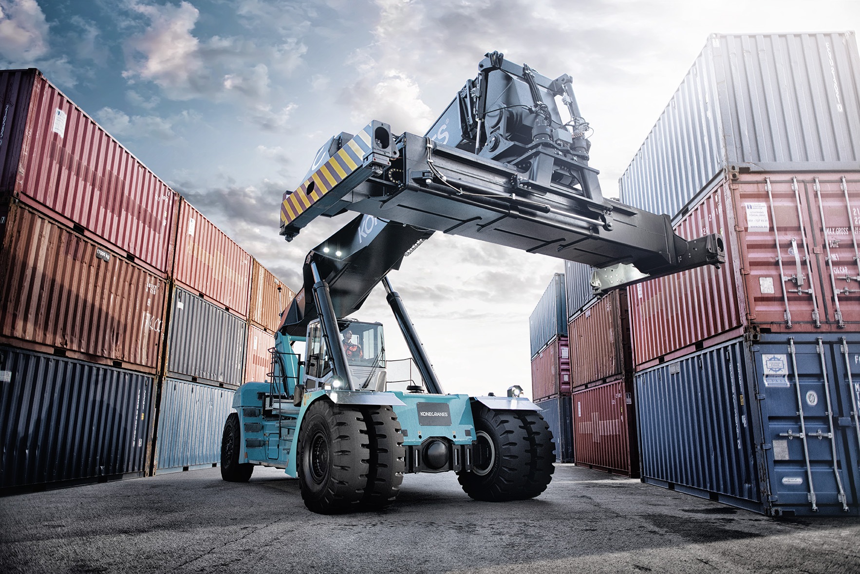 Konecranes Wins Largest ever Reach Stacker Order Port Technology 