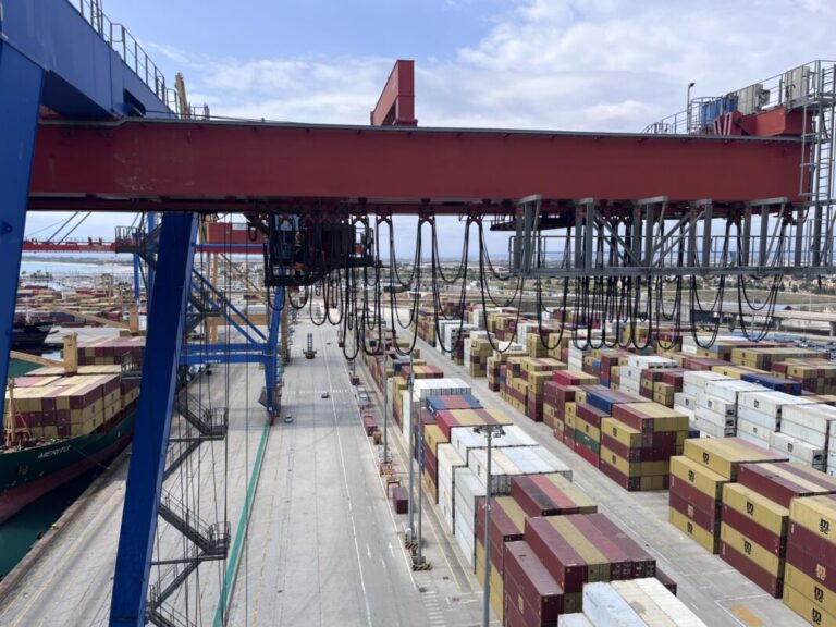 Valencia Containerised Freight Index drops in June