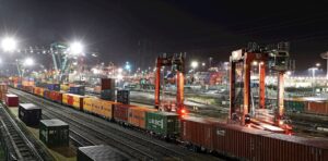 DP World expands London Gateway-Southampton service