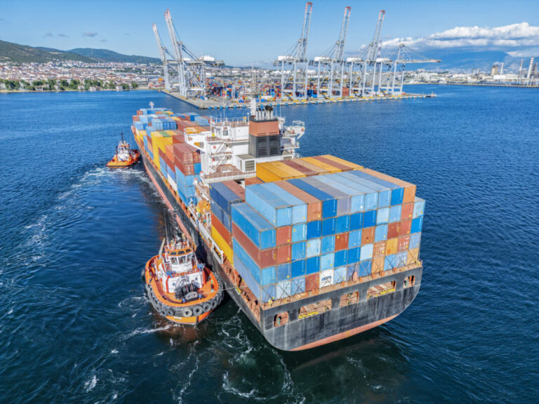 ESA, Awake.AI, ABB, Wallenius launch DECARDIS to enhance ship-port data sharing