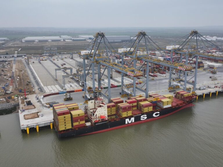 DP World launches £350 million berth at London Gateway