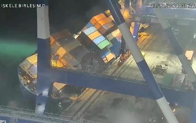 Containers drop into sea after vessel tilts at Istanbul port