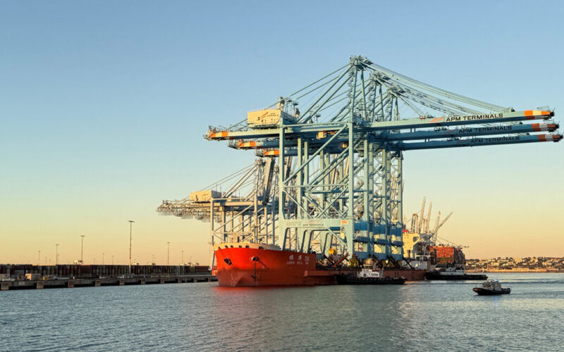 APM Terminals Pier 400 upgrades with larger cranes