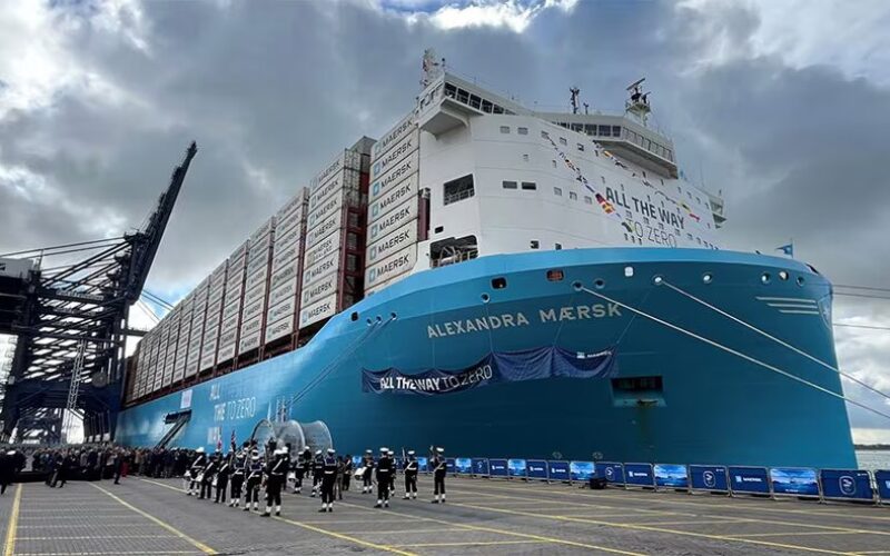 Maersk names new dual-fuel methanol vessel in Felixstowe