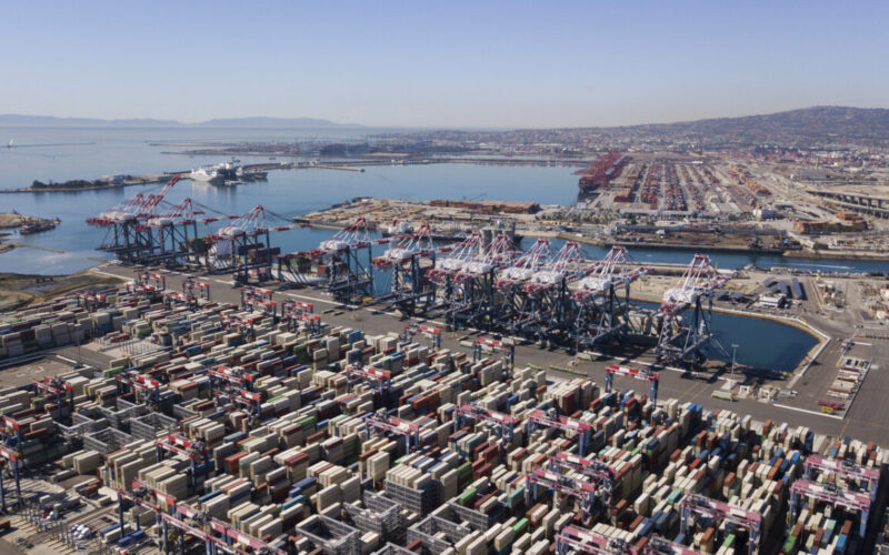 Container dwell times at San Pedro Bay Ports remain steady