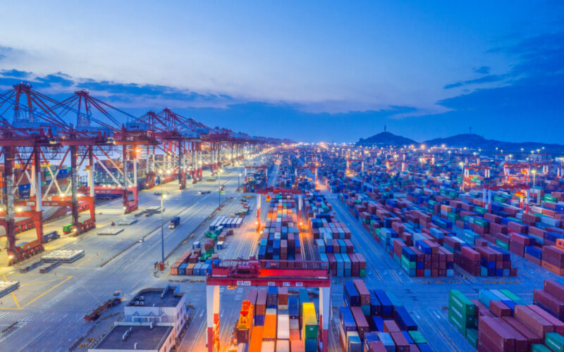 Chinese ports exceed 275 million TEUs