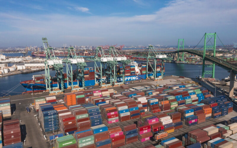 Port of Los Angeles' throughput remains stable in May