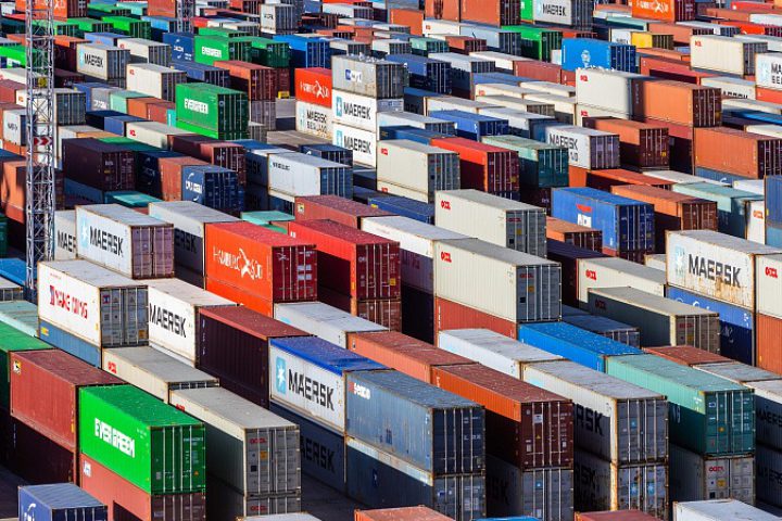 Port congestion continues to weigh on container availability - Port  Technology International